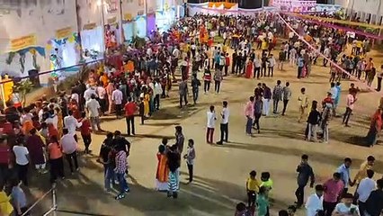 कृष्ण की लीलाओं से मोहित हुए श्रद्धालू