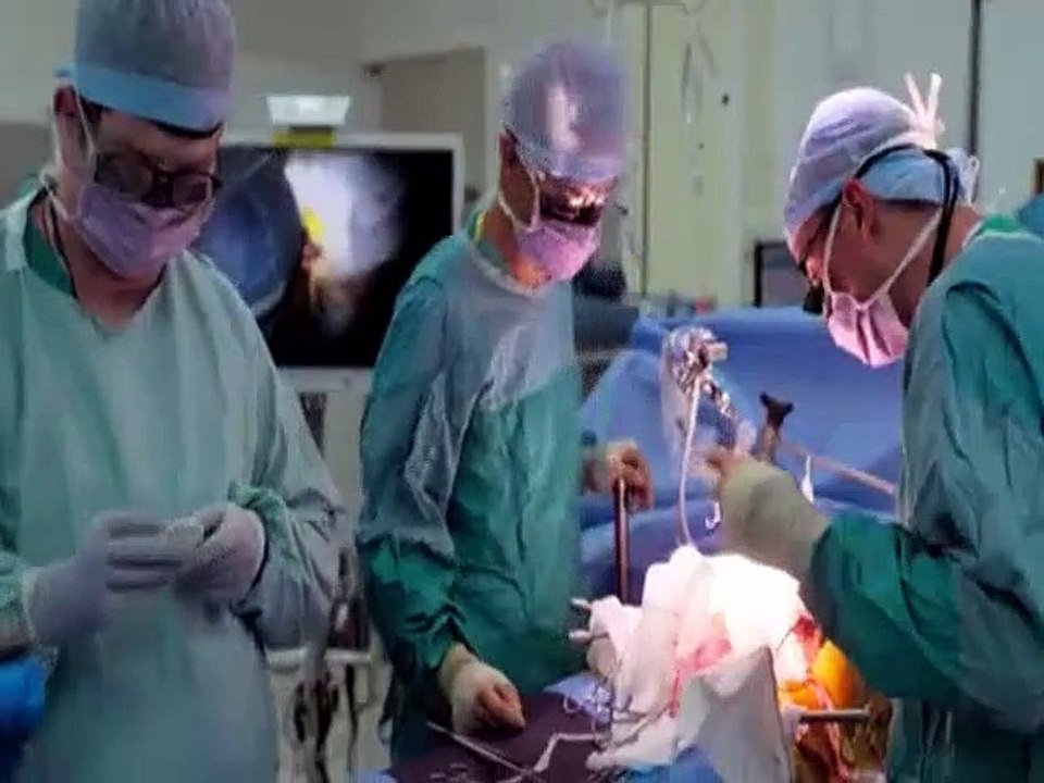 Geordie Hospital - S01E02