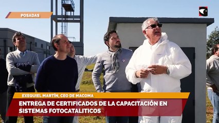 Entrega de certificados de la capacitación en sistemas fotocataliticos