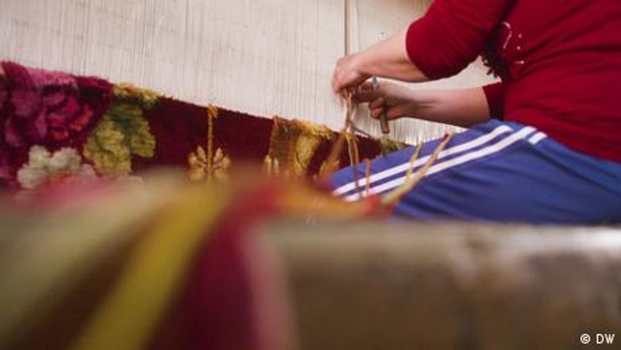 The Tradition Lives On: Persian Rugs from Bulgaria