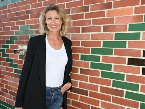 Pour la première fois, Alexandra Lamy se dévoile en lingerie fine sur Instagram et affiche une magnifique silhouette !