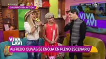 Alfredo Olivas se enoja en pleno escenario