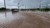 Flash floods roar through Arizona