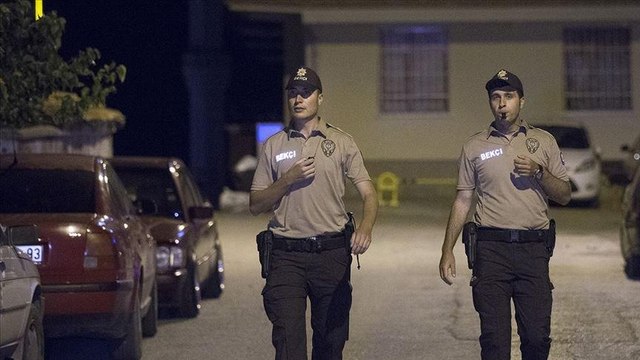 Ankara’da devriye gezen bekçilere satırlı saldırı girişimi