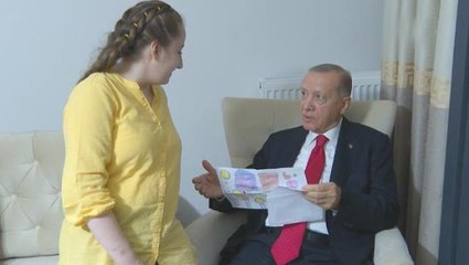 Güldüren diyalog! Erdoğan'ın kendisine "Miniciksin" diyen çocuğa verdiği yanıt bomba