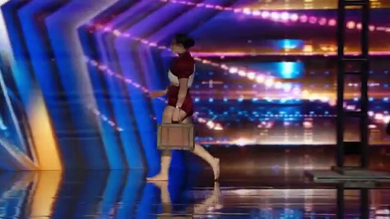 Cette danseuse pole dance vue dans America's got talent va bluffer tout le monde