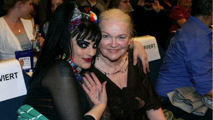 VOICI - Nina Hagen : sa mère Eva-Maria Hagen, la "Brigitte Bardot allemande", est décédée à 87 ans