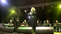 Bursa haberleri! Bursa Büyükşehir Belediyesi, yaz konserlerinde sanatçı Azerin'i konuk etti