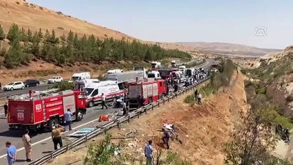 Gaziantep’te zincirleme kaza: 15 kişi hayatını kaybetti