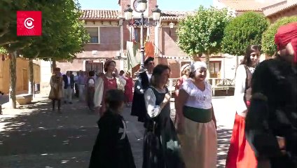 Artesanía e historia inundan las calles de Tordehumos en su tradicional mercado