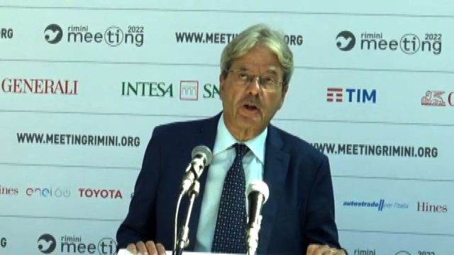 Gentiloni: se Ue si chiude a suo interno, rinuncia a suo ruolo