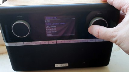 Overseas DAB+ stations playing on my My Roberts Stream 94i DAB FM Internet Radio today Bandscan DX