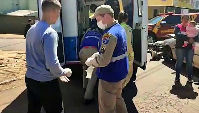 Forte colisão de trânsito envolvendo motociclista mobiliza socorristas