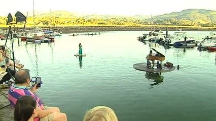 Le Piano du Lac regresa a Asturias con un concierto flotante muy especial