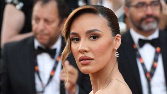 VOICI - Vitaa partage le premier bain de mer de sa fille âgée de quatre mois