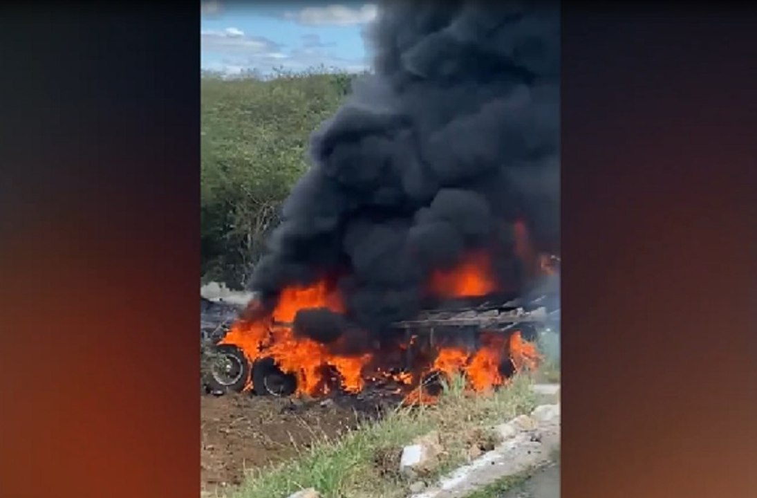 Corpo do motorista da carreta incendiada na BR-405 é encontrado totalmente carbonizado