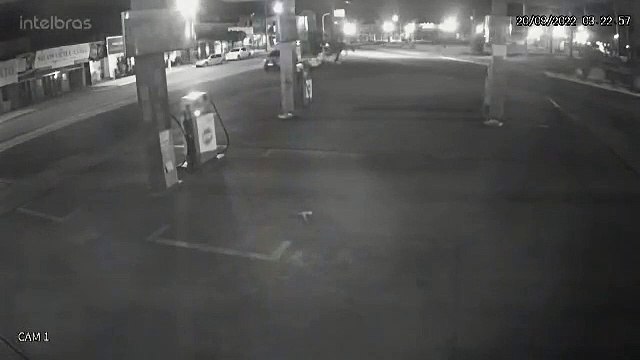 Vídeo: Posto de gasolina sofre atentado a tiros em Assis Chateaubriand