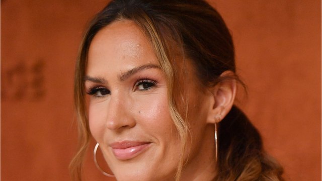 GALA VIDEO - PHOTO - Vitaa émue : cette grande première pour sa petite fille de quatre mois