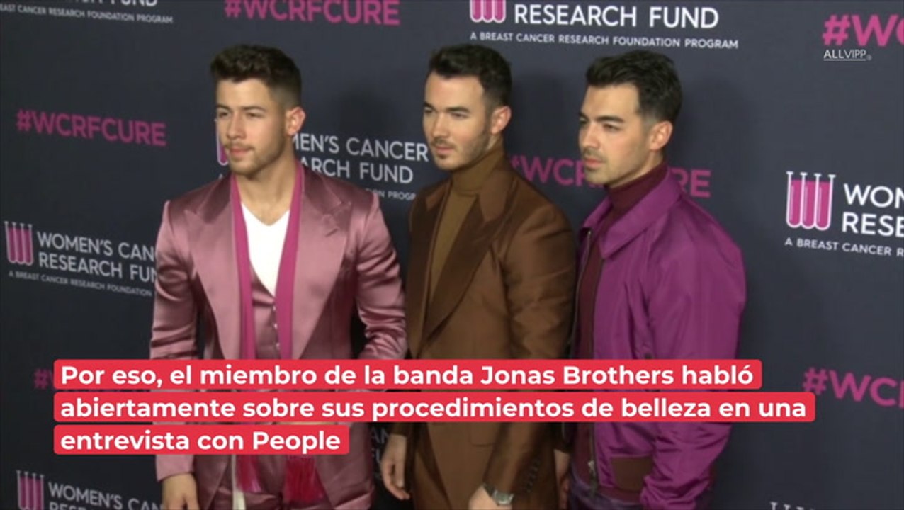 "La gente se maquilla más abiertamente y es estupendo" Joe Jonas a favor de procedimientos estéticos