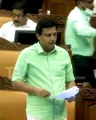 റോഡുകളിൽ വെള്ളം ഒഴുകിപോകാൻ ഡ്രൈനേജ് സംവിധാനം ഉണ്ടാക്കും ; മന്ത്രി റിയാസിന്റെ കിടിലൻ മറുപടി