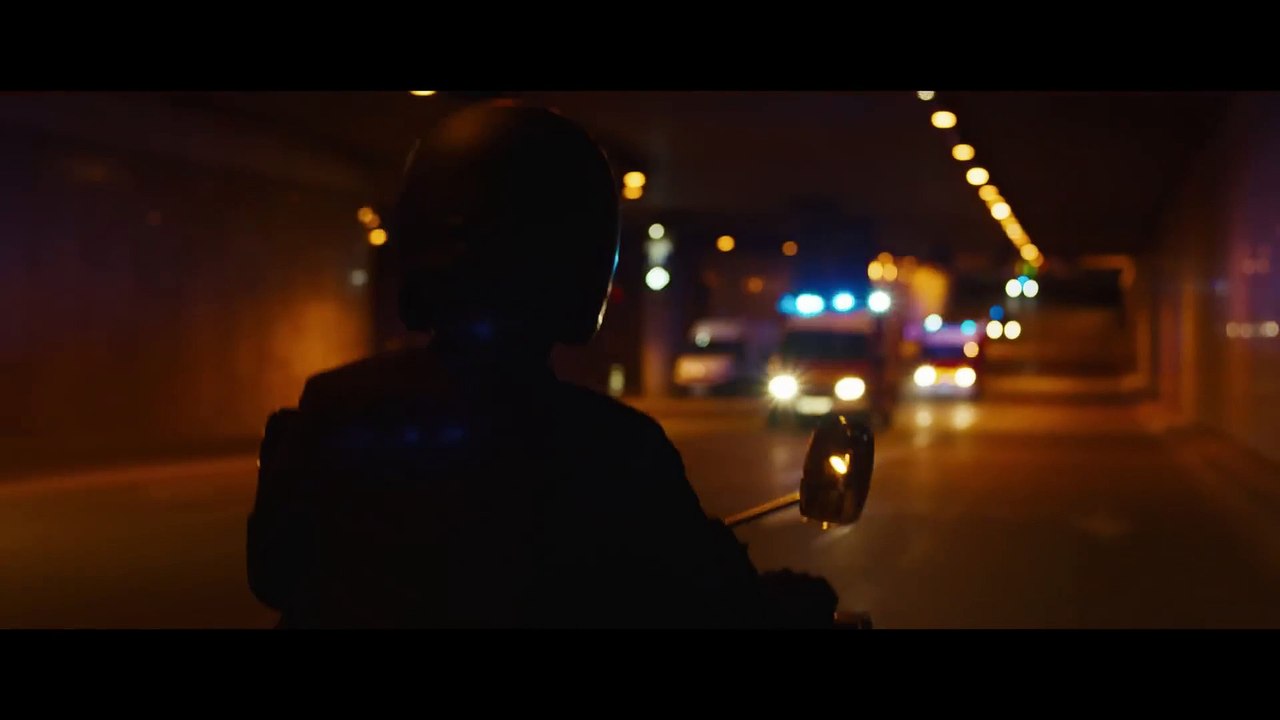 NOVEMBRE Film (2022) - Avec Jean Dujardin, Anaïs Demoustier, Sandrine Kiberlain