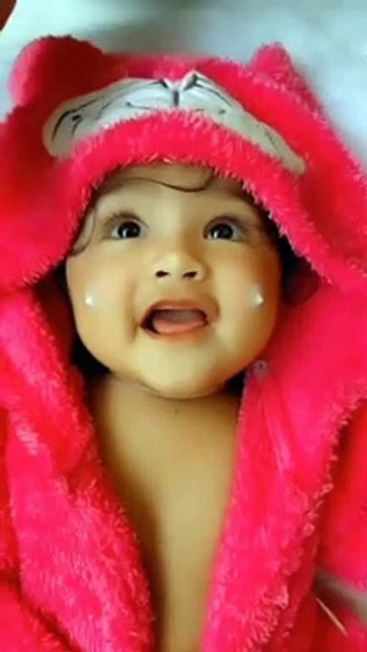 Cute little baby girl ❤️