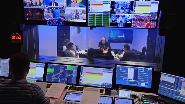 Macron en Algérie : qu'attendent les Algériens de cette visite ?