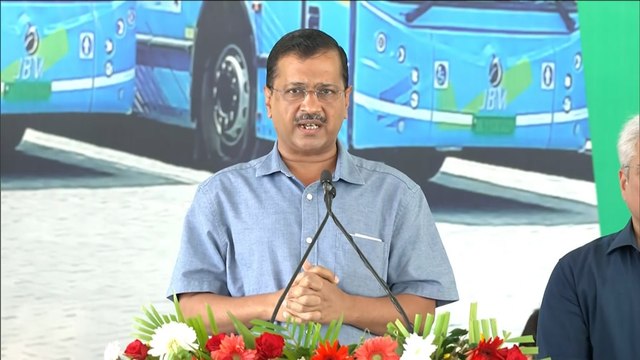 Delhi Politics : MLAs are being asked to leave AAP by luring them with Money - Arvind Kejriwal