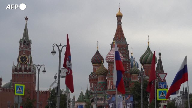 Ucraina, scontro Salvini-Letta. Draghi: Il sostegno rimane