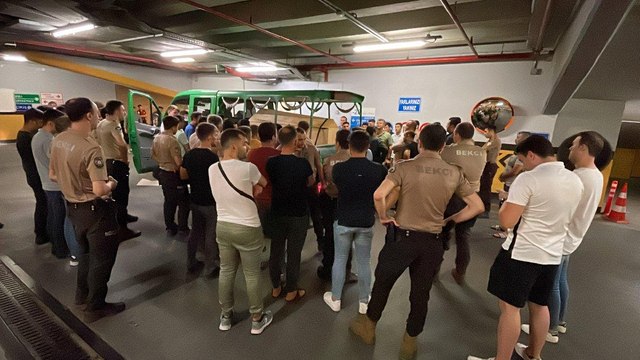 Sokakta düğün ihbarına giden bekçilere taşlı, sopalı saldırı: 1 bekçi şehit oldu