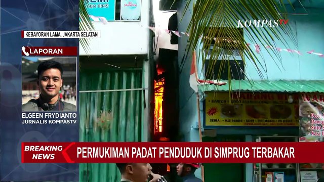 Proses Pemadaman Terus Dilakukan, Warga Korban Kebakaran Simprug Dievakuasi ke Masjid
