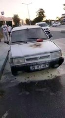 Arnavutköy'de seyir halindeki otomobil alev aldı, vatandaşların müdahalesiyle söndürüldü