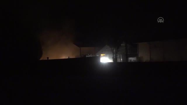 Son dakika haber... Çiftlikte çıkan yangın hasara yol açtı