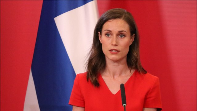 GALA VIDEO - “J’ai dansé, j’ai chanté et j’ai bu de l’alcool”… Qui est Sanna Marin, cette Première ministre au cœur d'une polémique ?