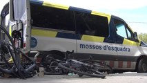 Un coche embiste a un grupo de ciclistas en Castellbisbal, mata a dos de ellos y el conductor se da a la fuga
