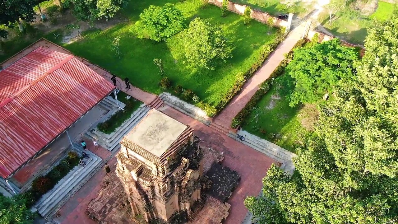 Ngàn năm tháp cổ 2