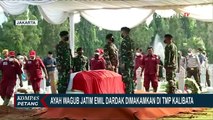 Jenazah Ayah Wagub Jatim Emil Dardak Dimakamkan di Taman Makam Pahlawan Kalibata