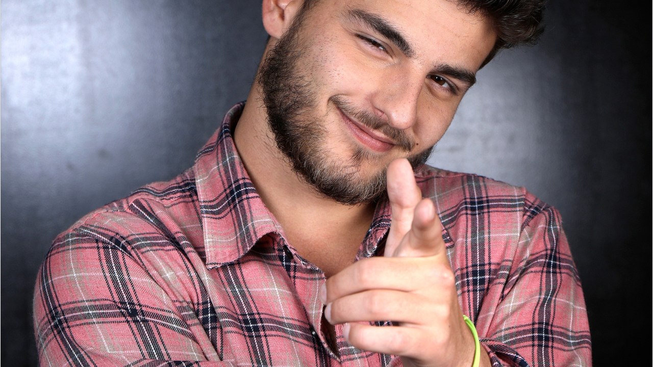 VOICI - Simon Castaldi au plus mal : le candidat de télé-réalité croit avoir fait un AVC (1)