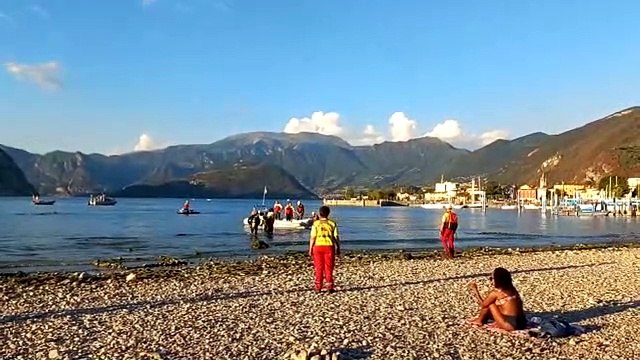 Turista tedesco scompare nel lago d'Iseo: imponenti ricerche, poi viene ritrovato vivo
