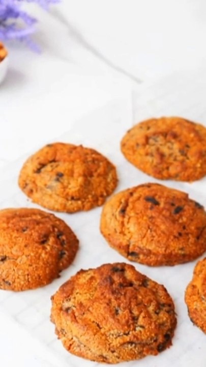 Eggless and Gluten Free Cookies) એગલેસ કુકીઝ/ઈંડા વિનાનાં ગ્લુટન ફ્રી બિસ્કીટ