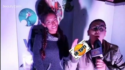 Albertina sufre un momento incómodo en la Expo Warnes