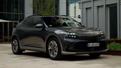 Genesis GV60 Design in Carbon Metal