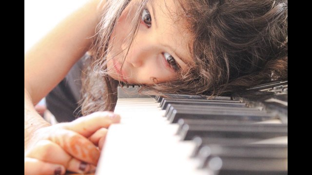 SAD PIANO MUSIC//THIS MUSIC MUSIC WILL MAKE YOU CRY.