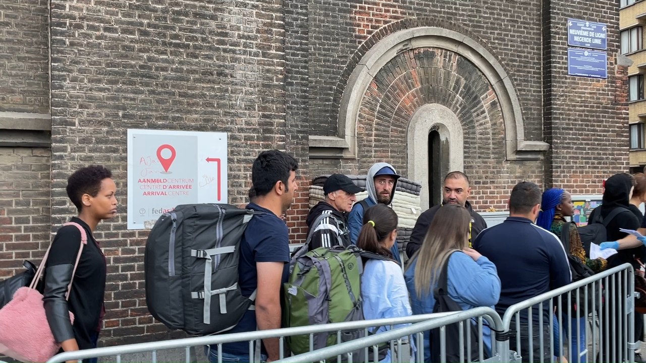 Situation très tendue devant le centre Fedasil du Petit-Château