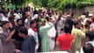 Protestos contra possível detenção do ex-primeiro-ministro paquistanês
