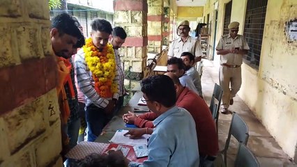 छात्रसंघ चुनाव: कॉलेज की सरकार बनाने को उम्मीदवारों ने भरे नामांकन
