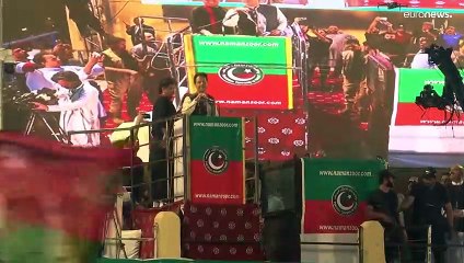 Imran Khan, ex mandatario de Pakistán, es acusado de terrorismo por declaraciones en un mitin