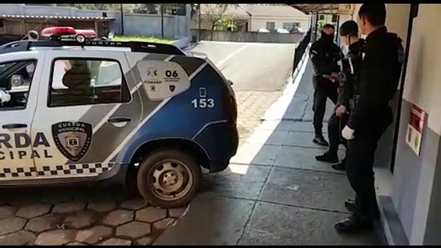 Homem é detido pela Guarda Municipal tentando furtar base da GM no Centro