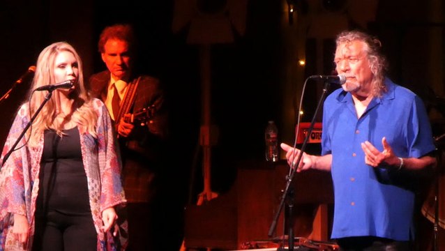 Robert Plant and Alison Krauss sing Zeppelin