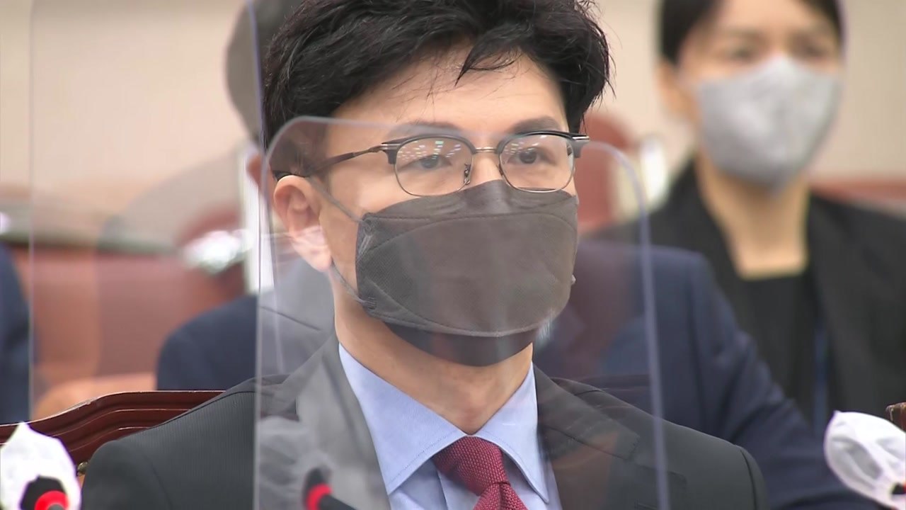 與 윤리위, 이준석 '추가 징계' 논의 미뤄..."두고 봐야" / YTN